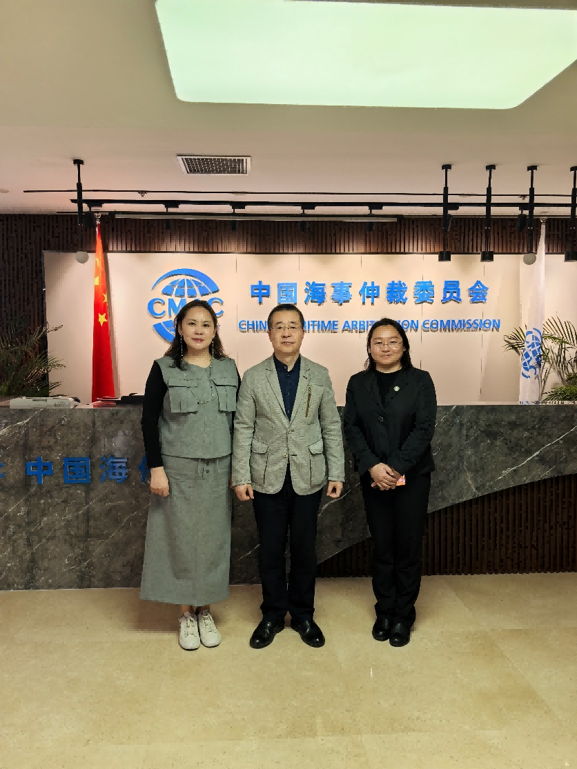 蒙古國法律專家烏英格到訪中國海仲
